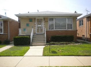 6849 W 64th St, Chicago, IL 60638