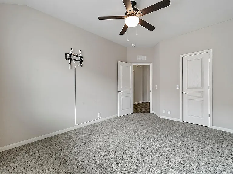 485 Harding Ln — Photo 26