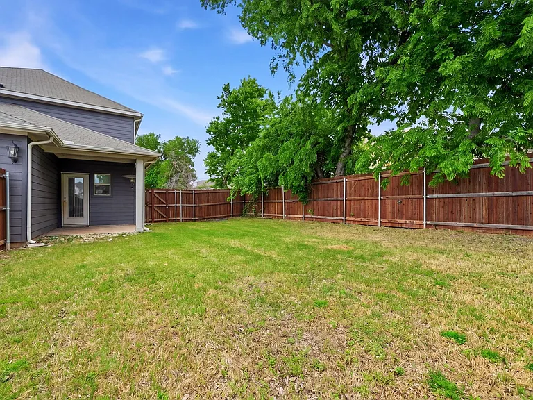 224 Monarch Way — Photo 20