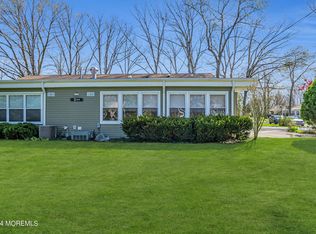 3 Elm St #A, Toms River, NJ 08757