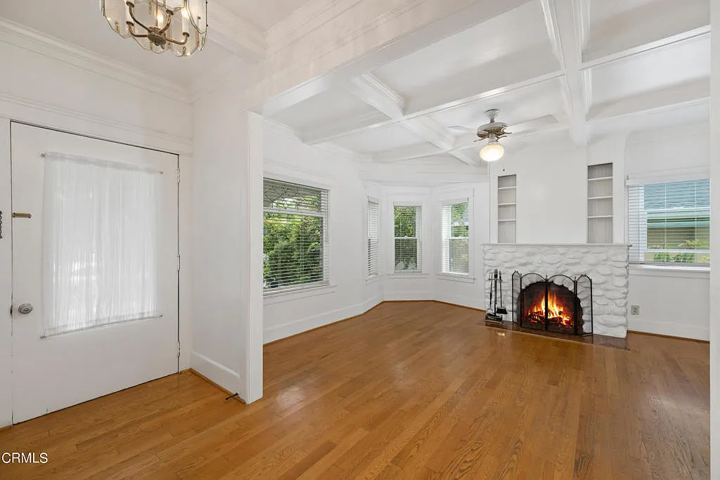 3 bed, 2.0 bath, 1763 sqft, $5,500 — Photo 3