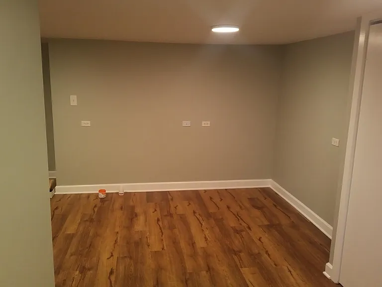 8909 Harms Rd — Photo 29
