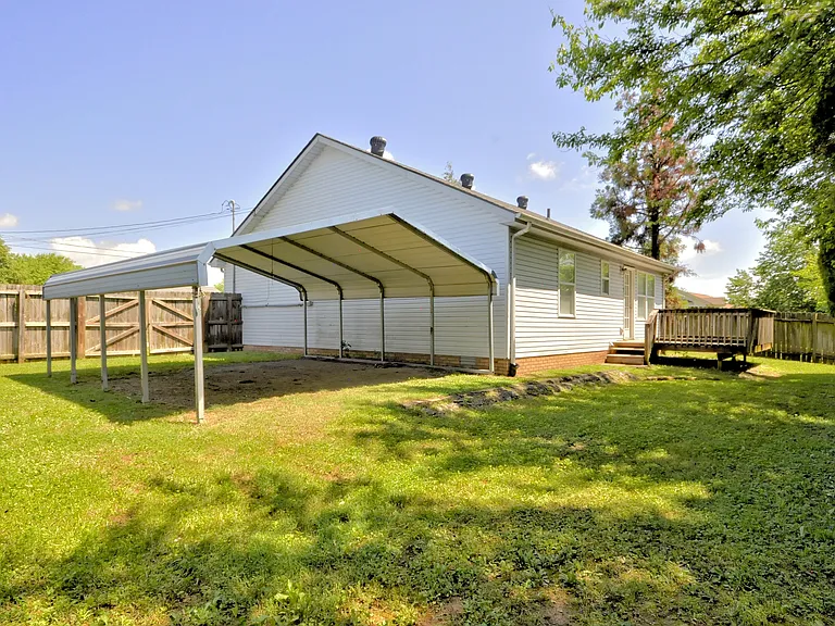 317 Pioneer Dr — Photo 34