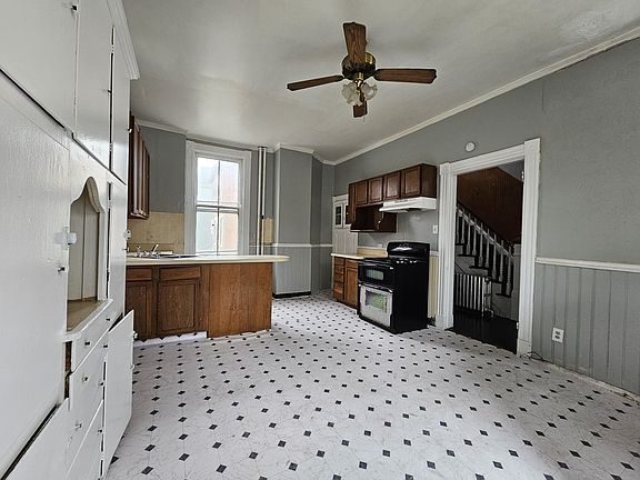 3rd image of 749 E Epworth Ave #K