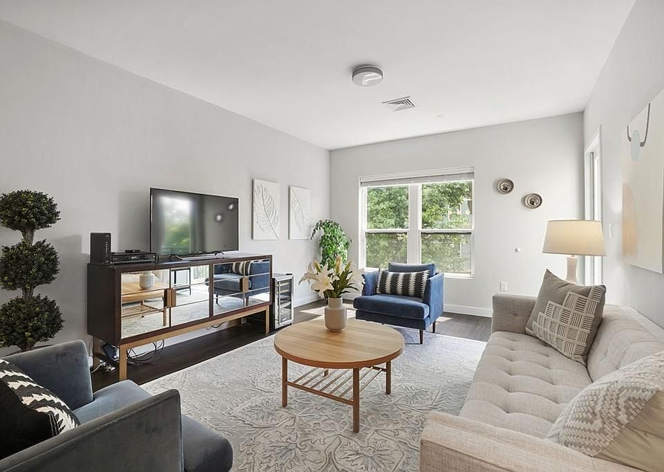 1st image of 999 Hancock St Unit 409