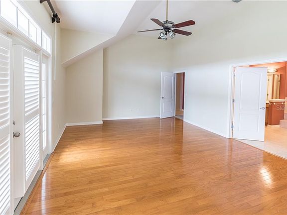 5th image of 215 Nautica Mile Dr