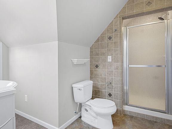 5th image of 1278 Oxford Ct