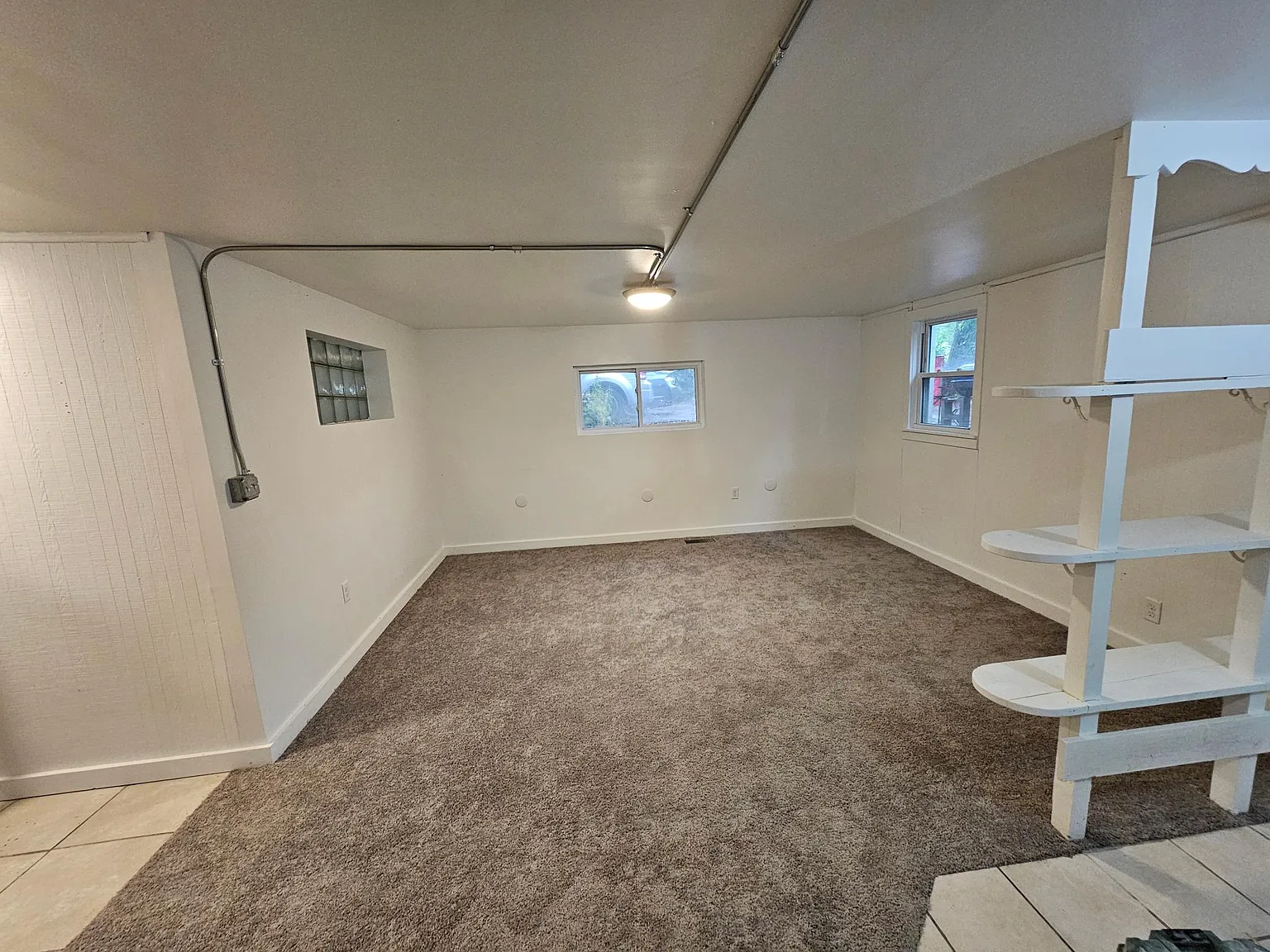 2 bed, 1000 sqft, $1,100 — Photo 3