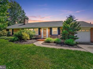 1616 Niles Rd, York, PA 17403