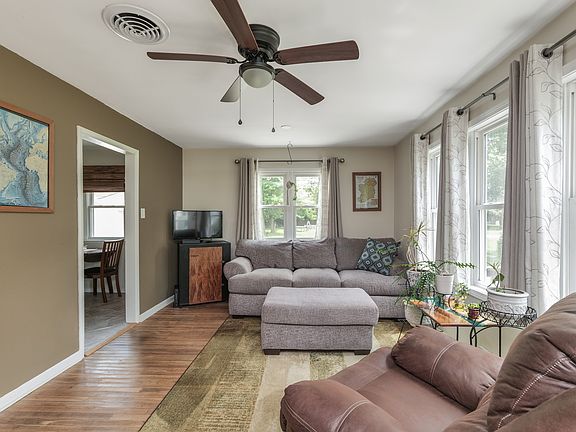 5th image of 1727 S Irvington Ave