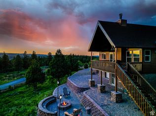 2595 W Canyon View Dr, Duck Creek Village, UT 84762