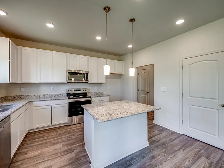 3008 Aiken Back Ln — Photo 8