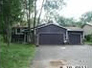 8072 Garfield St NE, Spring Lake Park, MN 55432