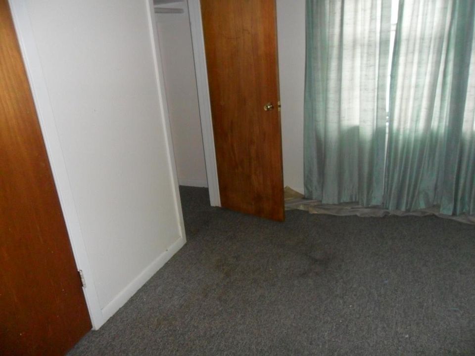 2nd image of 3527 Suiter Way