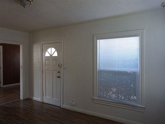2nd image of 1605 Keeler Ave
