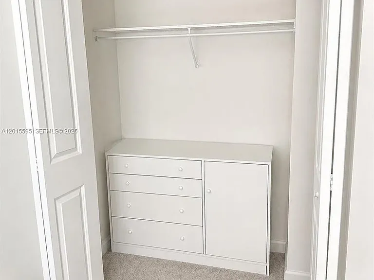 6835 Broadwater Ln — Photo 2