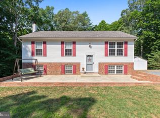 7923 Orange Dr, Lusby, MD 20657