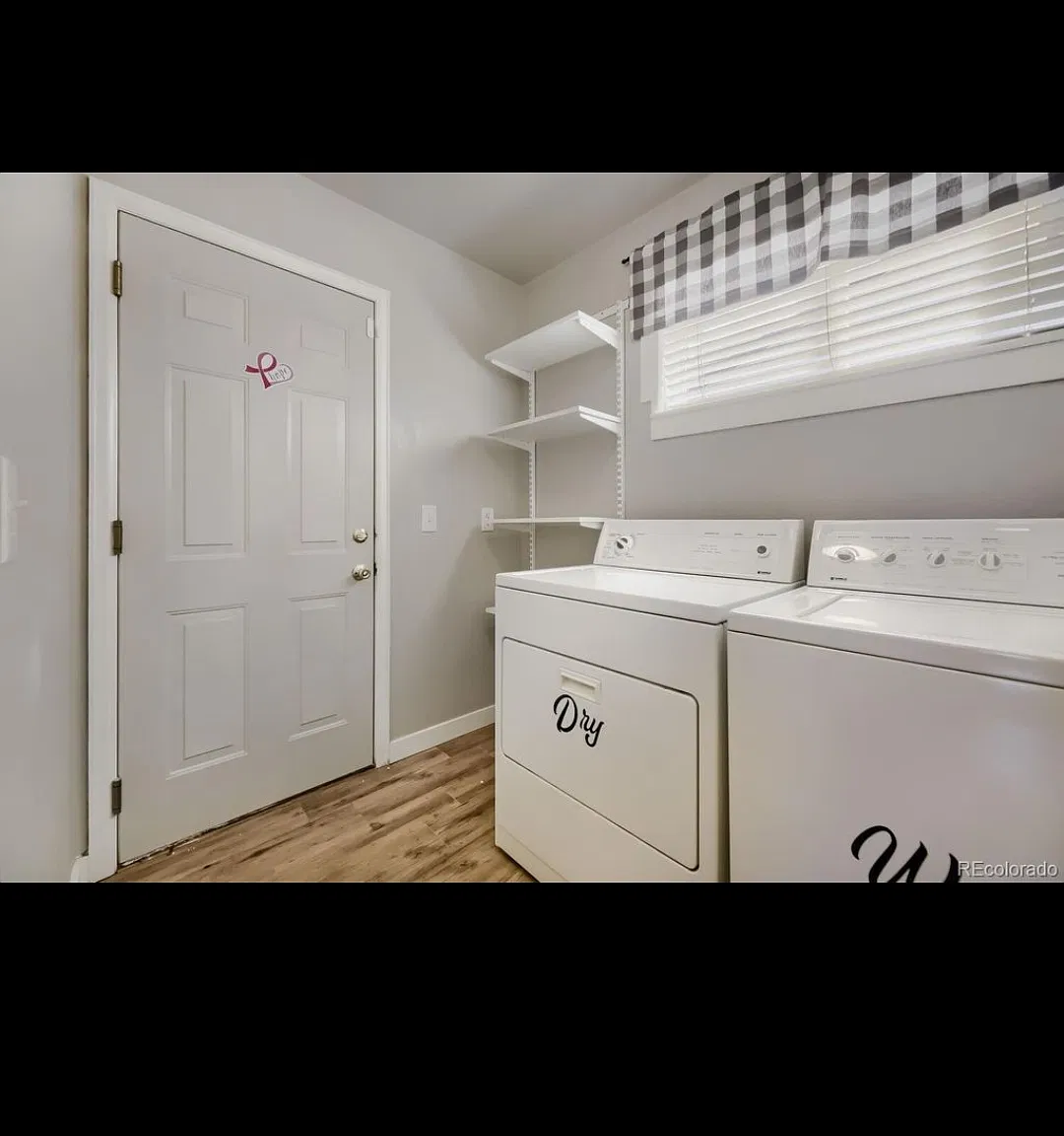5 bed, 3.5 bath, 3035 sqft, $3,600 — Photo 3