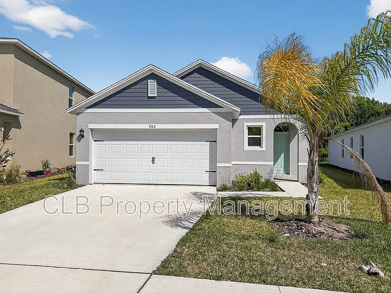 982 Commons Way — Photo 1