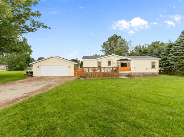 W4356 Country Ln, Cecil, WI 54111