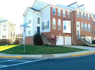 22684 Lamoreaux Landing Sq, Ashburn, VA 20148
