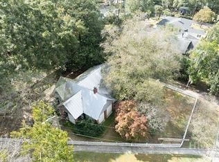 1107 Skidaway Rd, Savannah, GA 31404