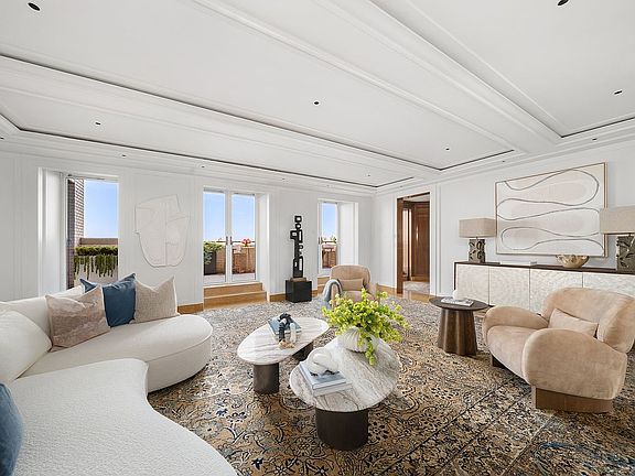 2nd image of 50 Central Park S #27