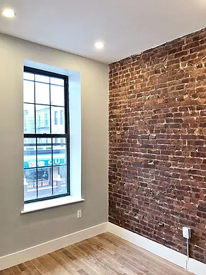 Rented by Ridgewood Realty Group | media 15