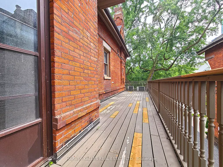 510 Jarvis St #6 — Photo 6