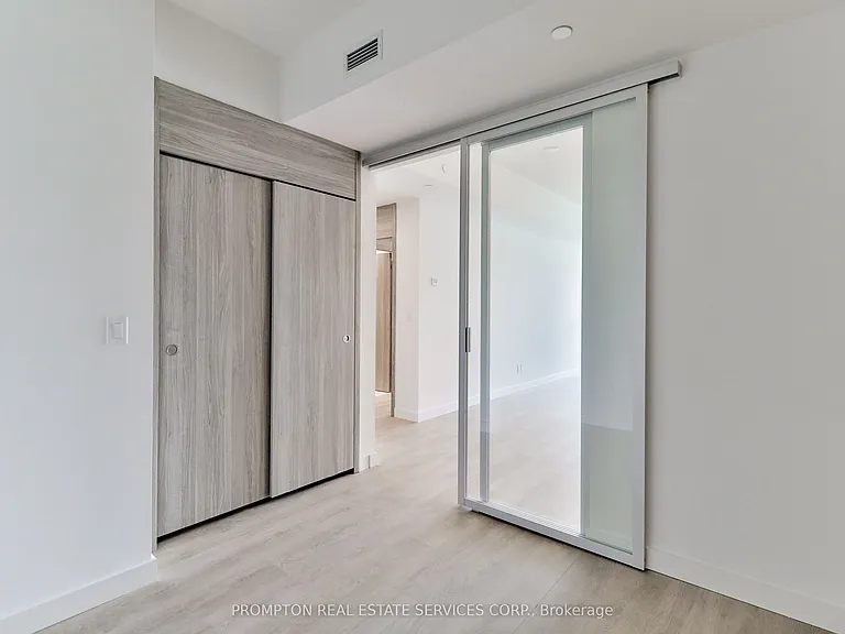 75 Billes Hts #322 — Photo 16