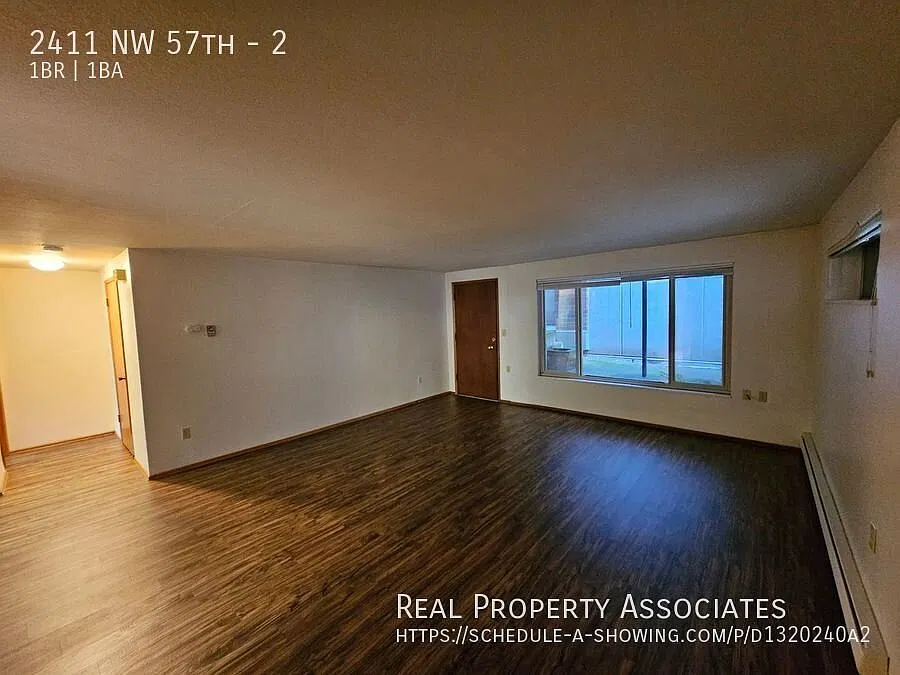 Remodeled 1 Bedroom Apartment In Ballard. *950 Square Feet Of Livable Space! — Photo 4