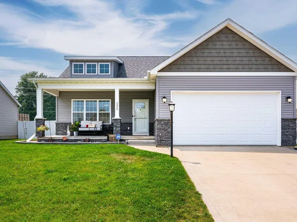 2025 Shell Bark Ln, Warsaw, IN 46582