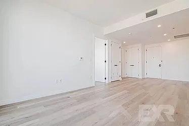 957 Atlantic Avenue, #701