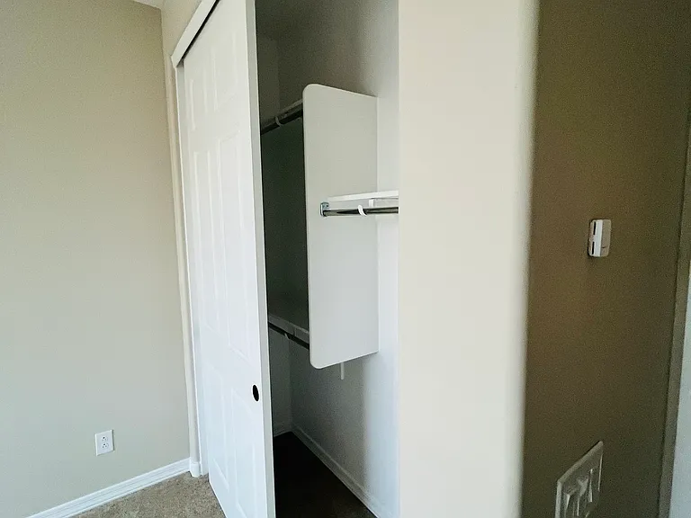 946 W Macaw Dr — Photo 24