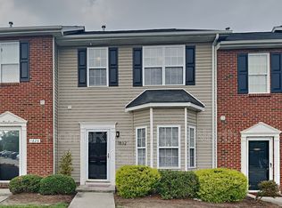 1832 Olivers Crossing Cir, Winston Salem, NC 27127