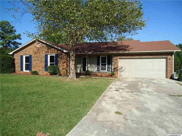 124 Autumn Oak Ln, Harvest, AL 35749