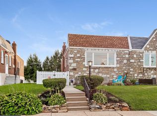 1702 Benson St, Philadelphia, PA 19152