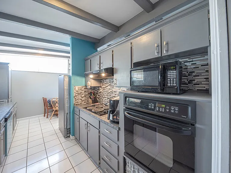 2901 Nabors Ln — Photo 45