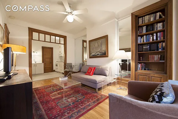 Rented by Compass | media 29