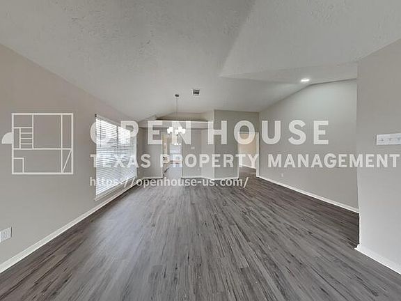 3rd image of 4311 Duesenberg Ct