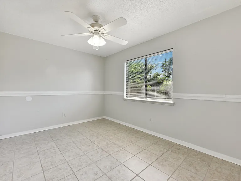 3217 Honeysuckle Dr — Photo 15
