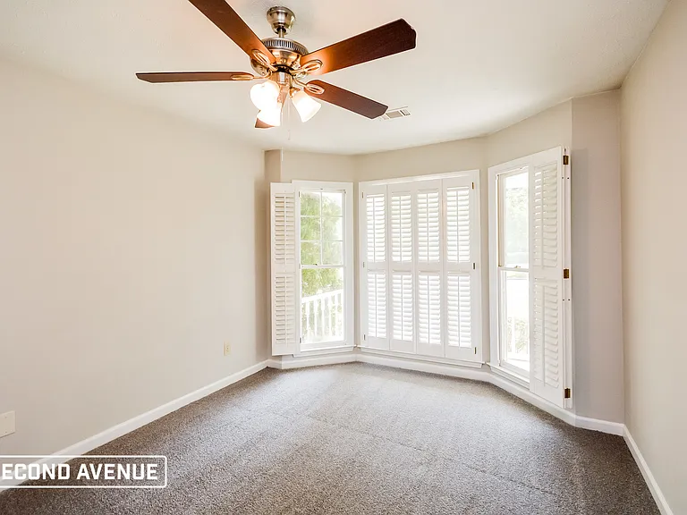4830 Thornwood Dr — Photo 15