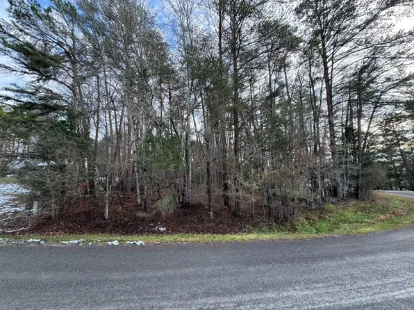 5 Highland Lake Rd, Union Hall, VA 24176