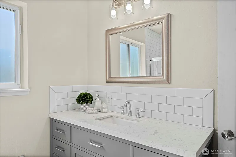 Thumbnail 18