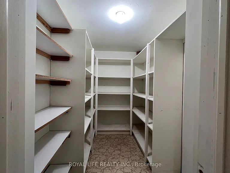 10 Saddletree Dr — Photo 21