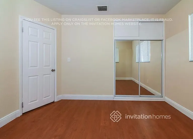 5660 W 9th Ct — Photo 10