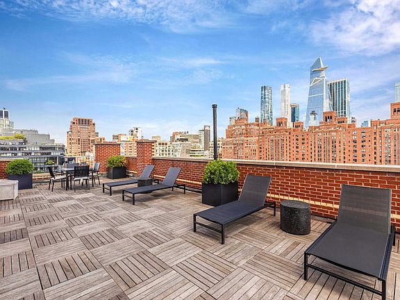 4th image of 433 W 21st St APT 10B