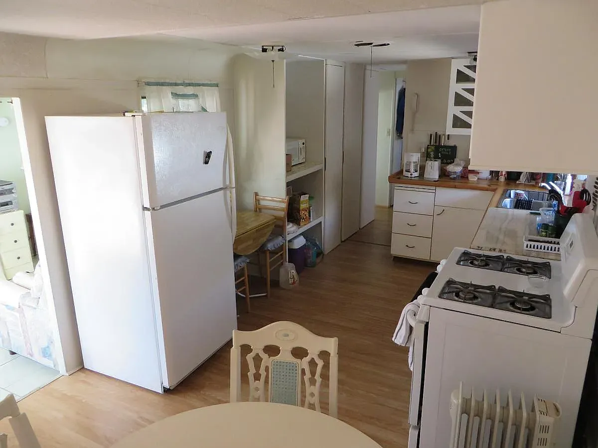 2 bed, 650 sqft, $1,100 — Photo 2