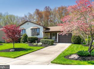 61 Old Forge Rd, Clementon, NJ 08021