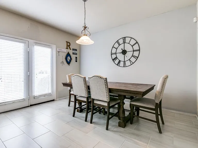 8633 Star Thistle Dr — Photo 11